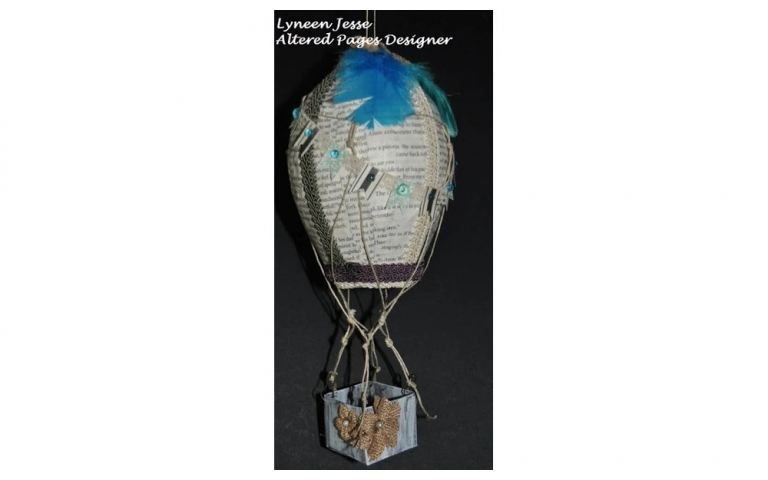Rigid Wrap Vintage Hot Air Balloon by Lyneen Jesse of Altered Pages